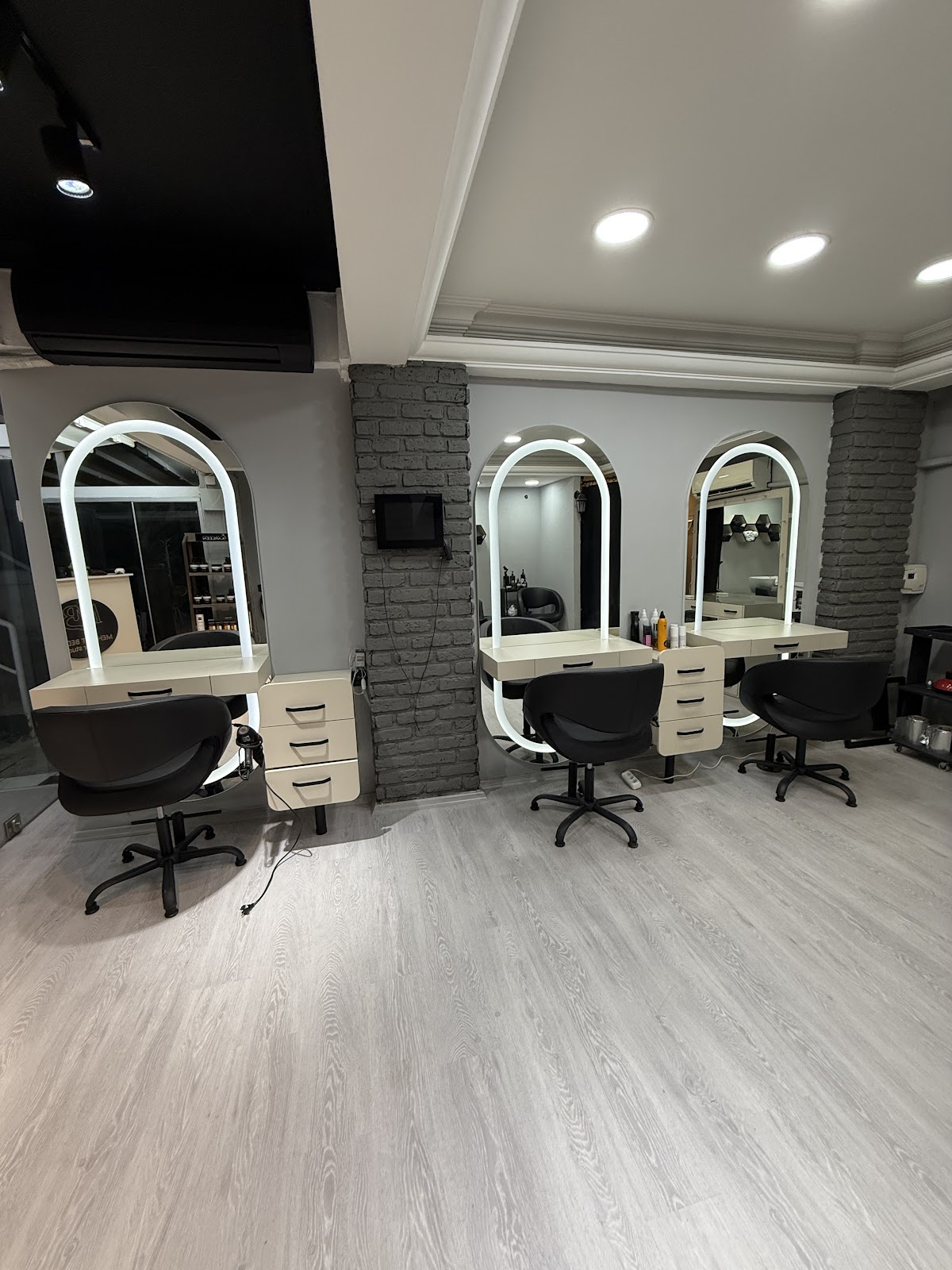Mehmet Bedel hair studio galeri 2