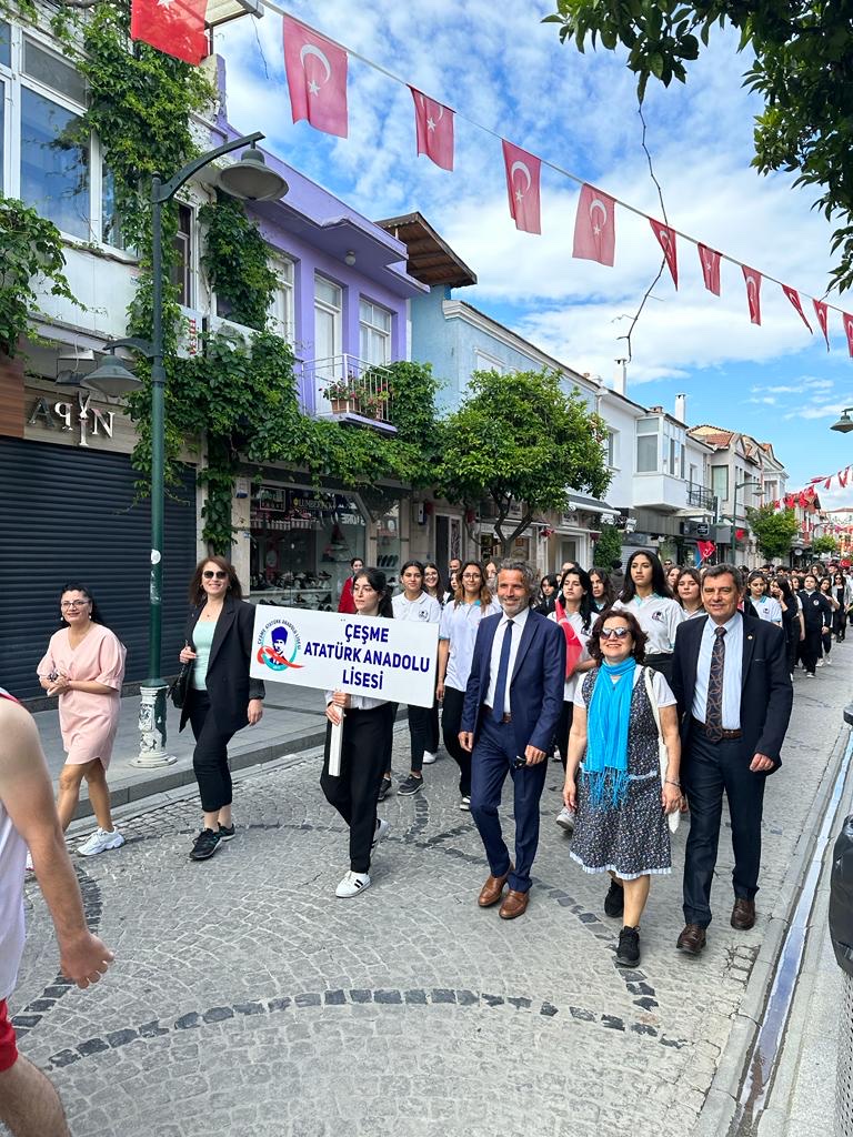 Çeşme Atatürk Anadolu Lisesi galeri 3