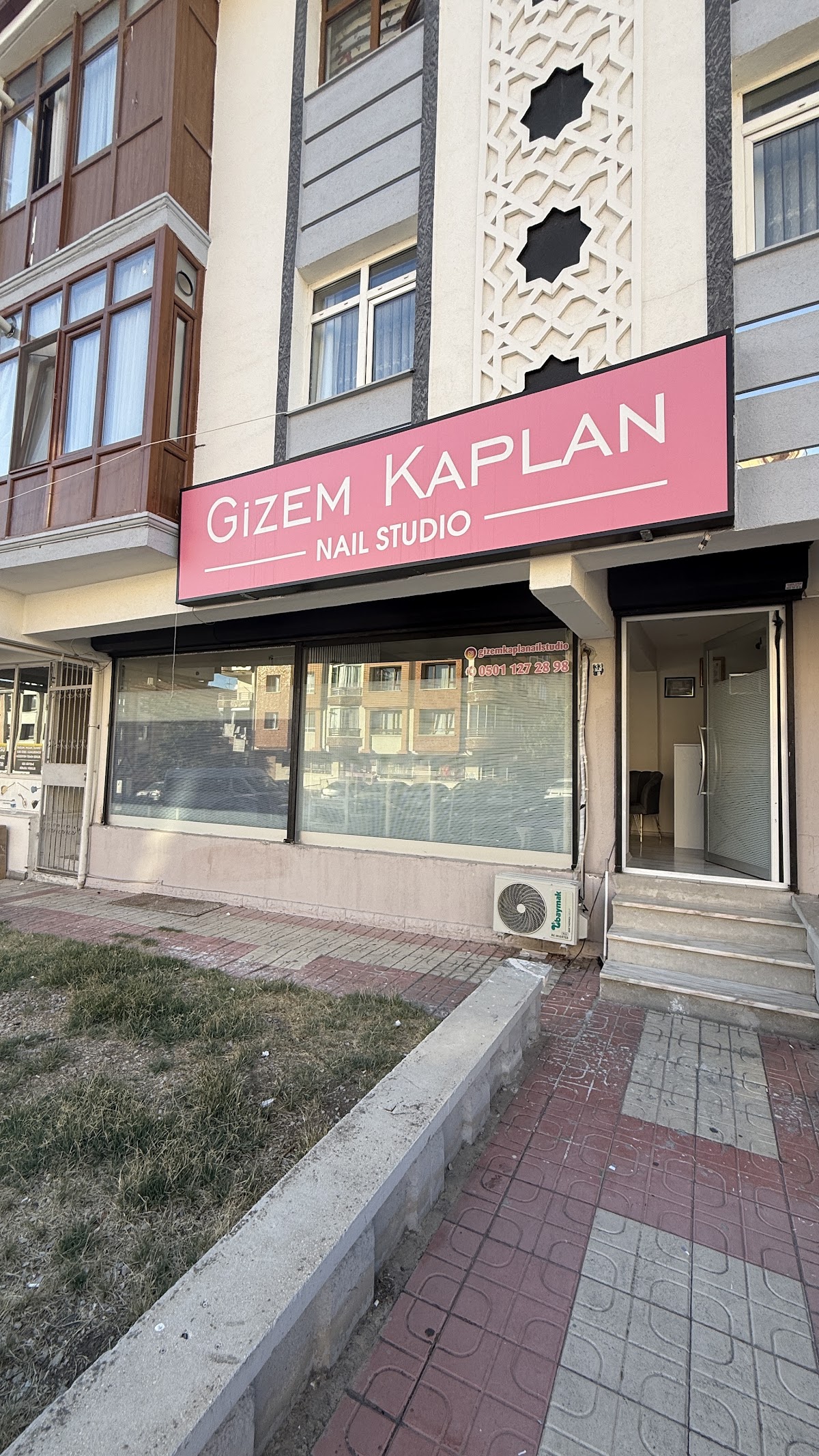 Gizem kaplan nail studıo galeri 3