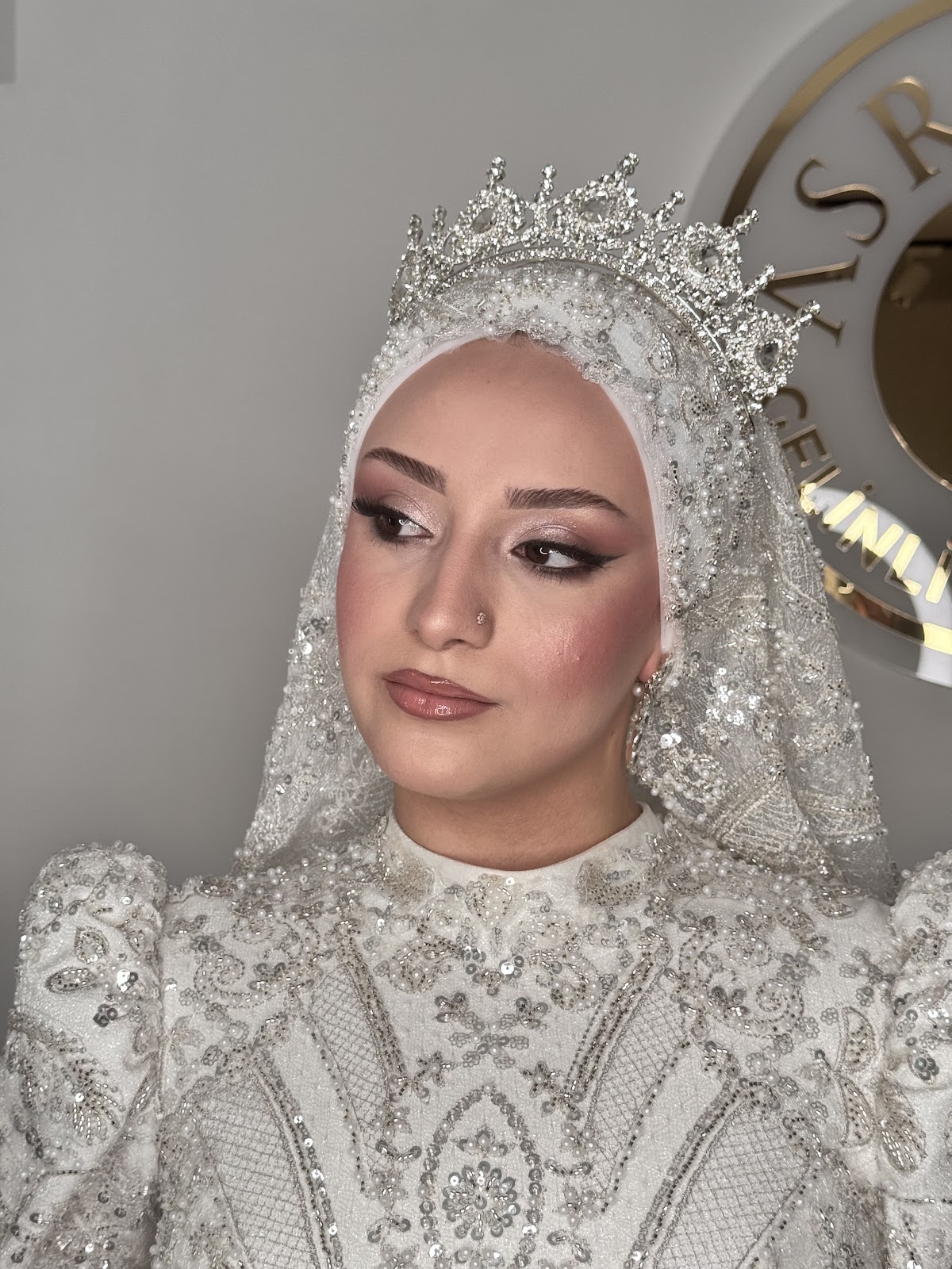 ASR'I ÂLÂ KUAFÖR GELİNLİK galeri 3